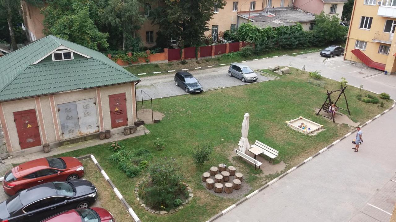 Апартаменти 3-к квартира Івано-Франківськ Екстер'єр фото